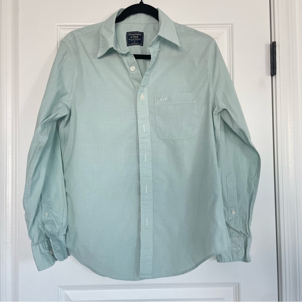 Abercrombie & Fitch Men's Pastel Sea Foam Green Button-Down Shirt